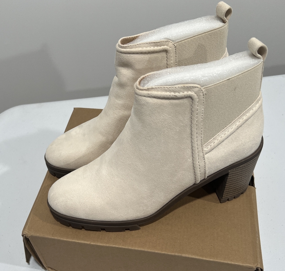 Women's Cream Ankle Boots